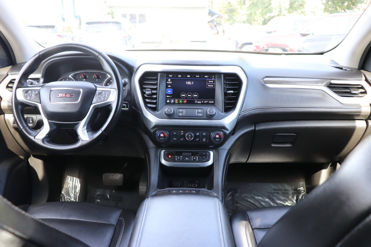 Used 2023 GMC Acadia SLT image 18