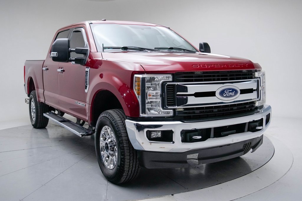 Used 2018 Ford F250 XLT w/ XLT Premium Package image 3