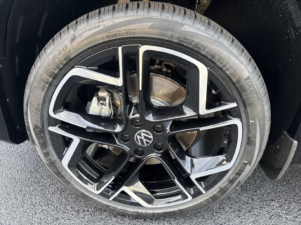 New 2026 Volkswagen Tiguan SEL R-Line AWD/4WD image 8