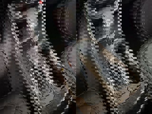 Certified 2022 GMC Canyon Elevation w/ Trailering Package image 15