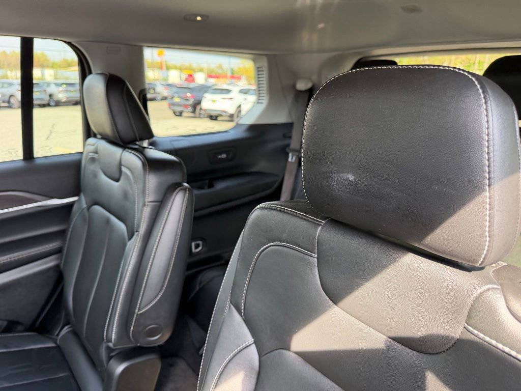 Used 2023 Jeep Grand Cherokee L Limited AWD/4WD image 10