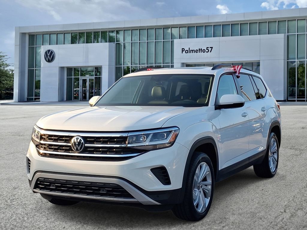 Certified 2023 Volkswagen Atlas SE w/ Panoramic Sunroof Package FWD image 3