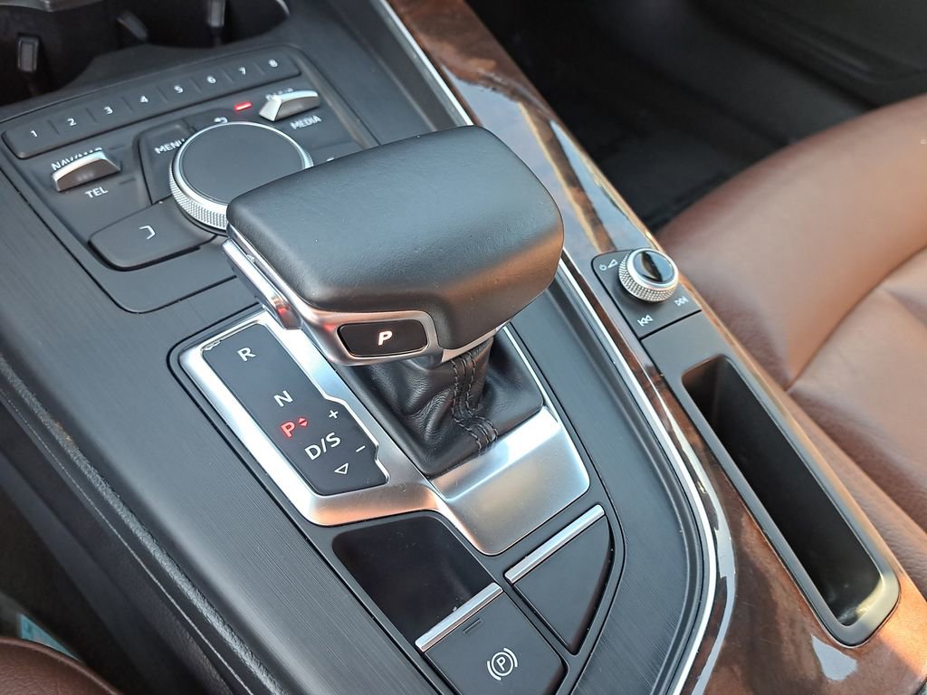 Used 2017 Audi A4 2.0T Premium w/ Convenience Package image 27