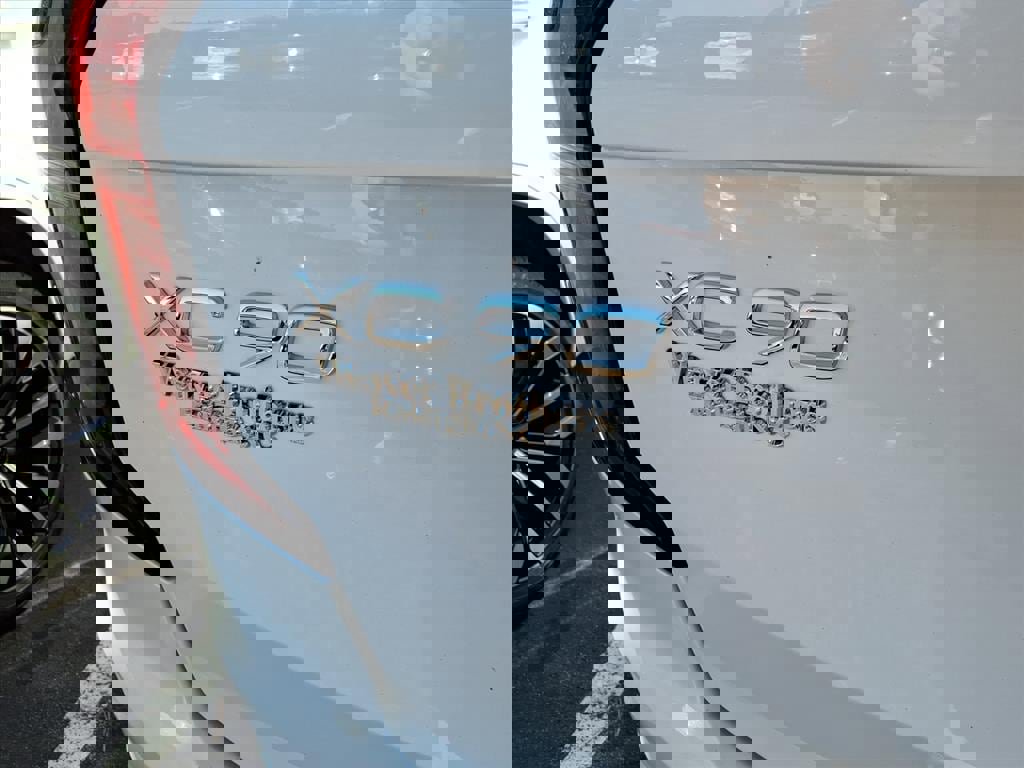 New 2026 Volvo XC90 B6 Ultra w/ Protection Package Premier image 5