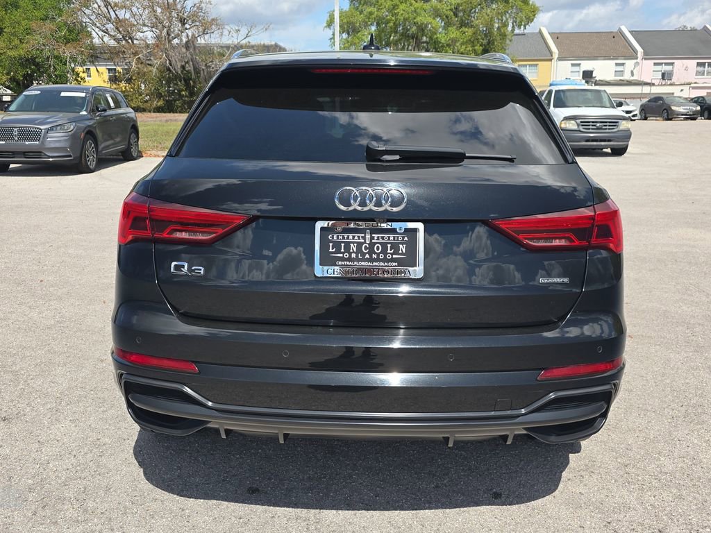 Used 2021 Audi Q3 2.0T Premium w/ Convenience Package image 4