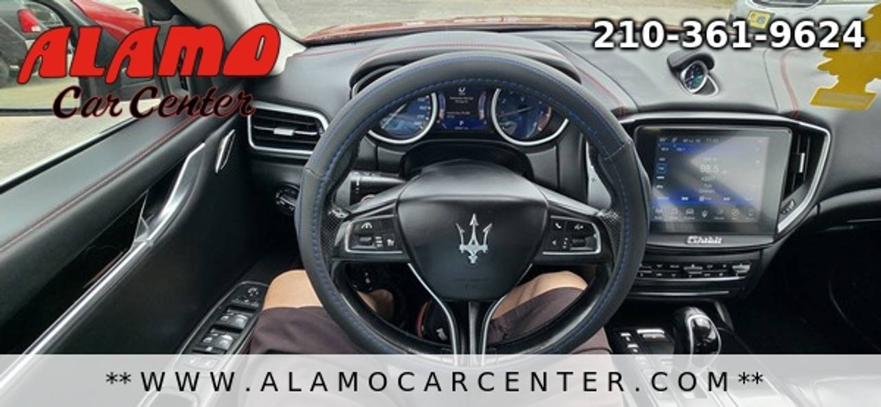 Used 2017 Maserati Ghibli S Q4 AWD/4WD image 32