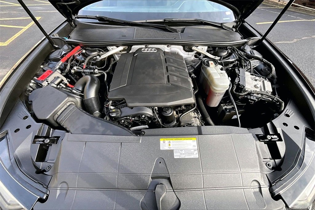 Used 2020 Audi A6 2.0T Premium image 30