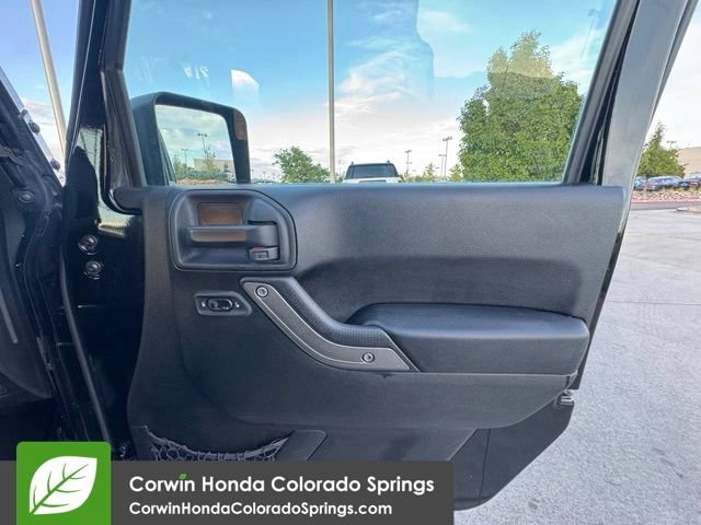Used 2018 Jeep Wrangler Unlimited Sport S AWD/4WD image 29