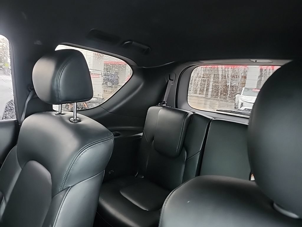 Used 2023 Nissan Armada SL w/ Midnight Edition Package RWD image 12