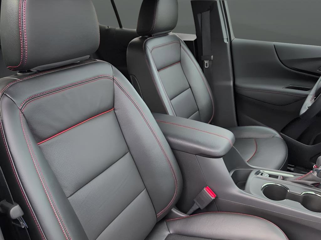 Used 2024 Chevrolet Equinox RS w/ RS Leather Package image 30