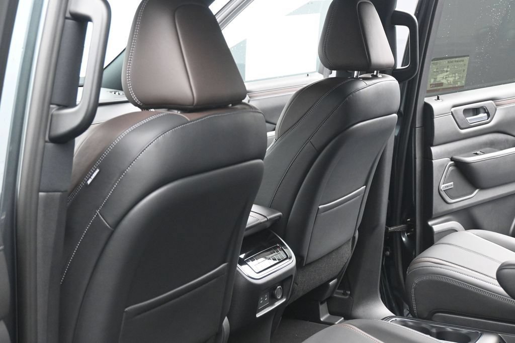 New 2026 Nissan Armada SL w/ Captain's Chari Seat Package AWD/4WD image 19