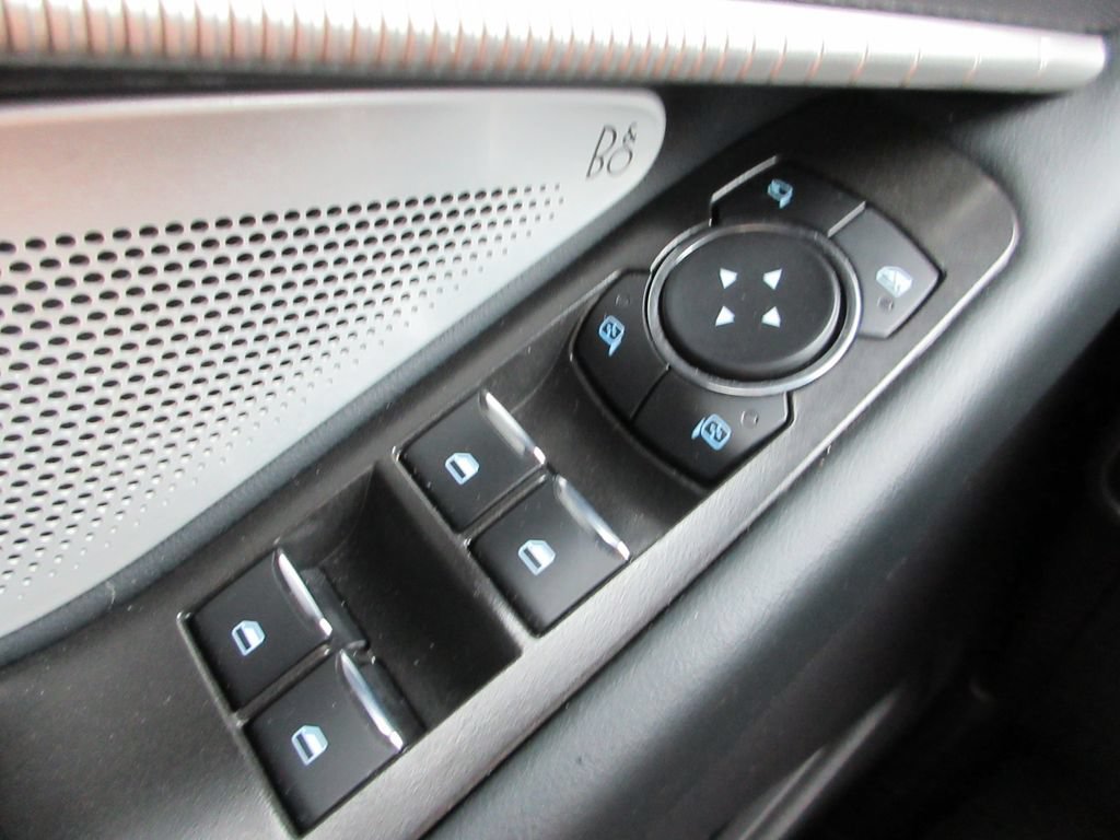 Used 2025 Ford Explorer ST AWD/4WD image 33