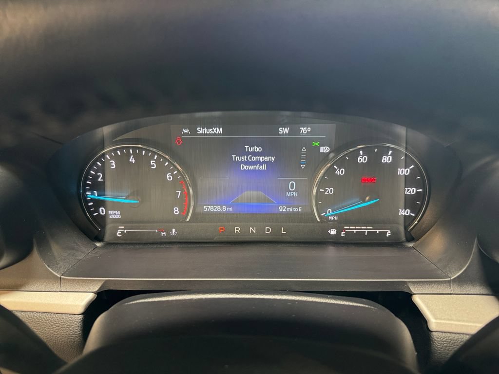 Used 2023 Ford Explorer XLT AWD/4WD image 16