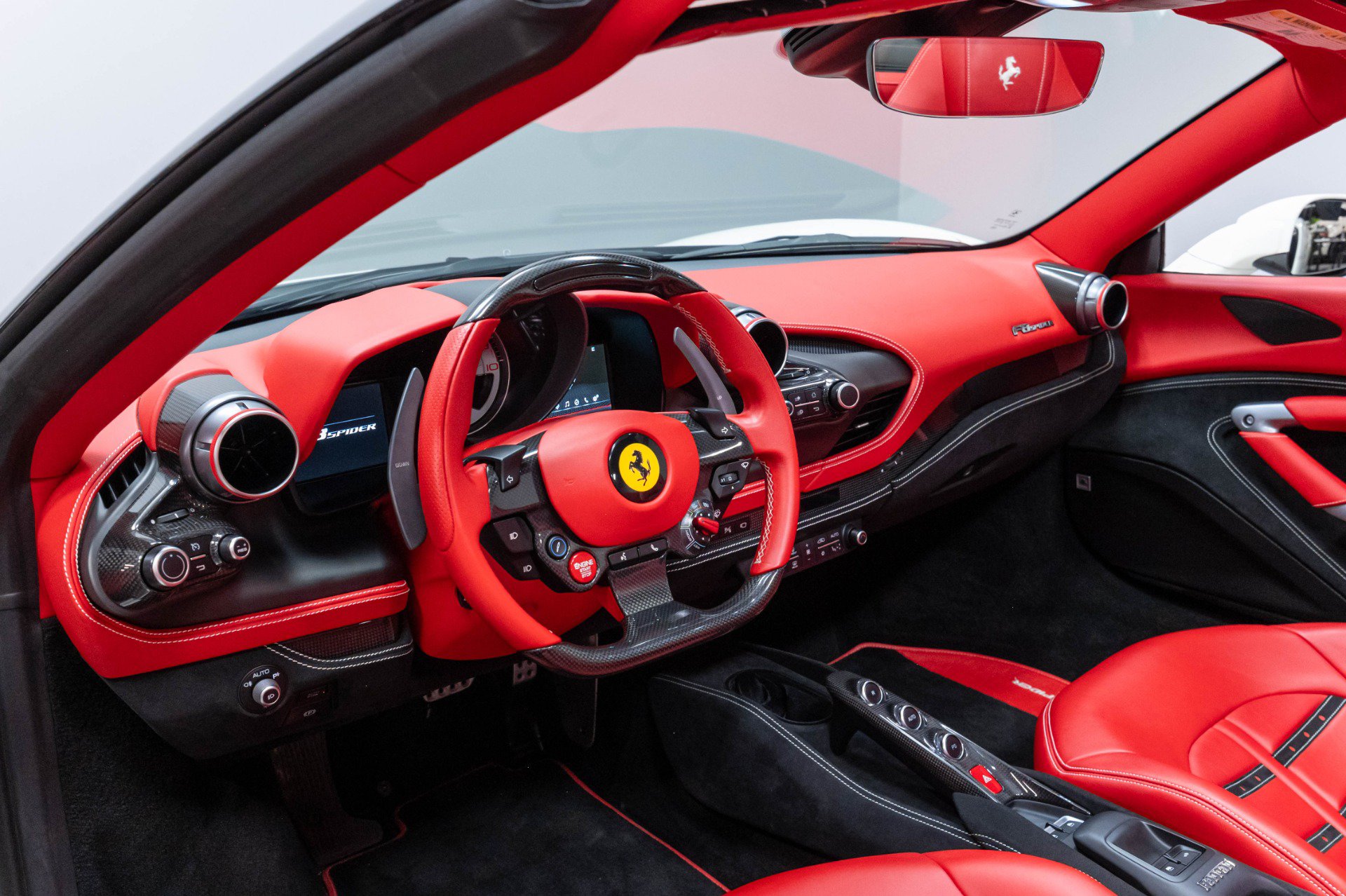 Used 2021 Ferrari F8 Tributo RWD image 10