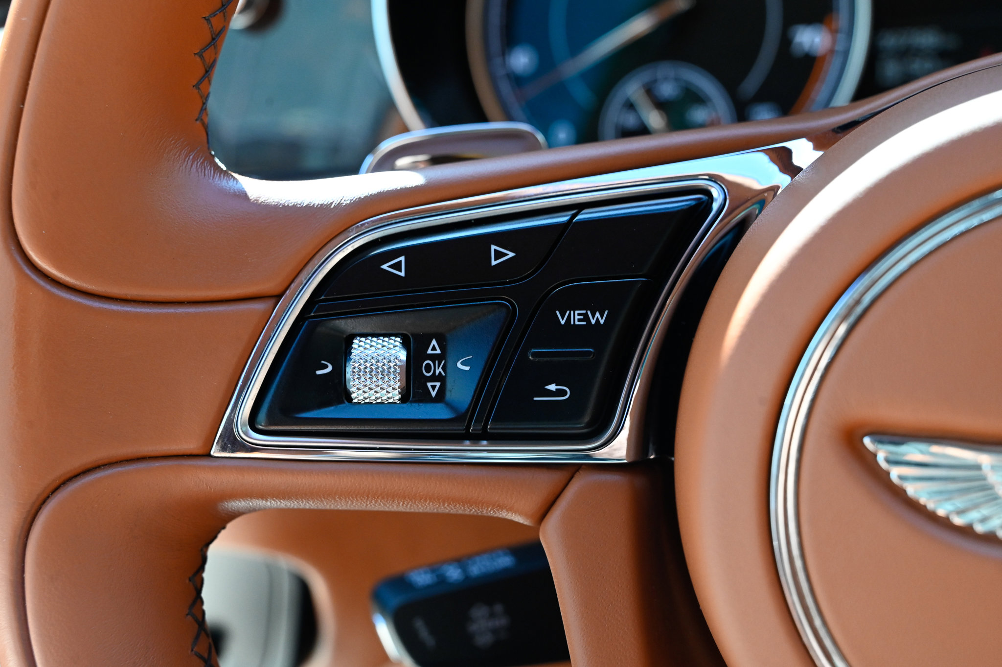 Used 2019 Bentley Bentayga image 24