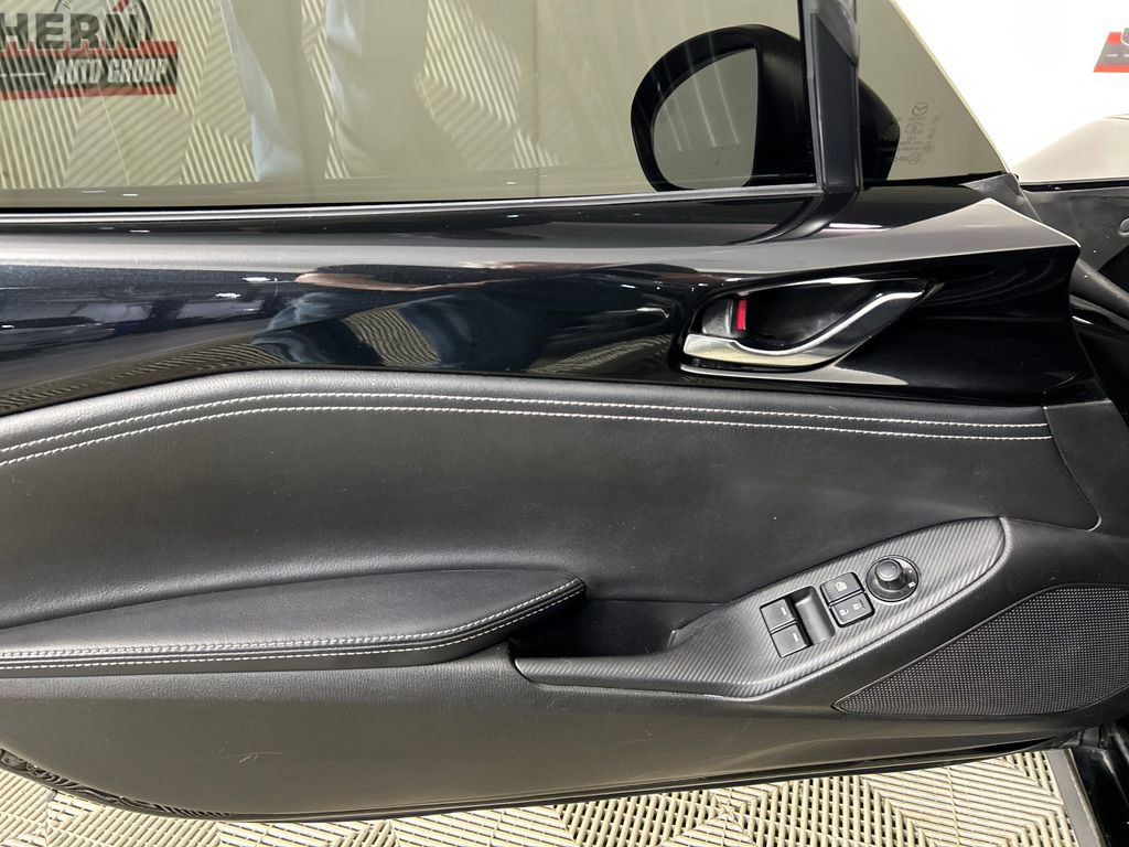 Used 2021 MAZDA MX-5 Miata RF Grand Touring image 11