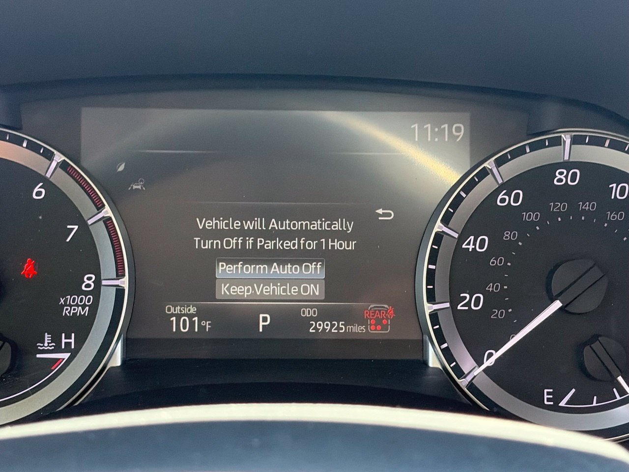 Used 2024 Toyota Highlander XLE FWD image 14