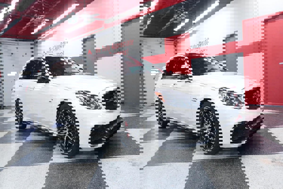 Used 2016 Mercedes-Benz E 63 AMG S-Model image 2