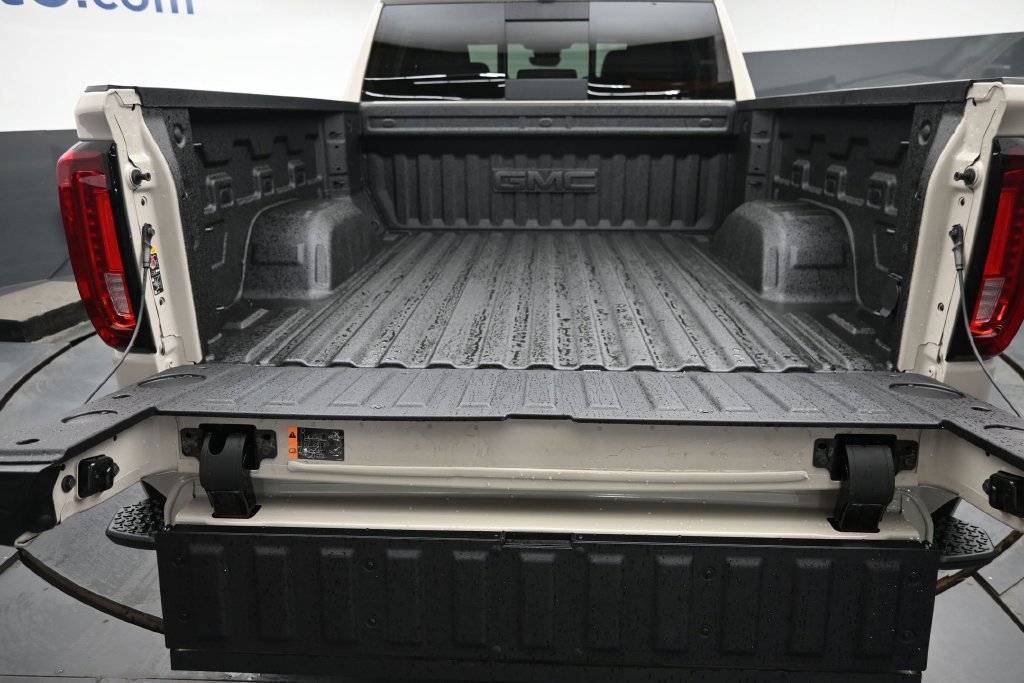 New 2026 GMC Sierra 1500 Denali AWD/4WD image 11