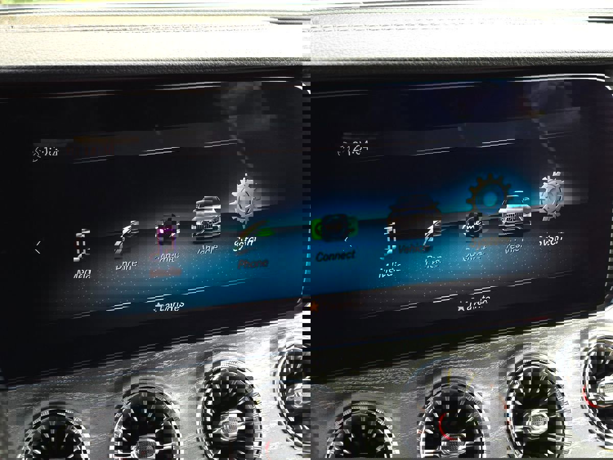 Used 2020 Mercedes-Benz AMG GT 53 w/ Driver Assistance Package image 38