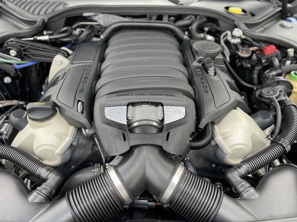 Used 2015 Porsche Panamera GTS image 36