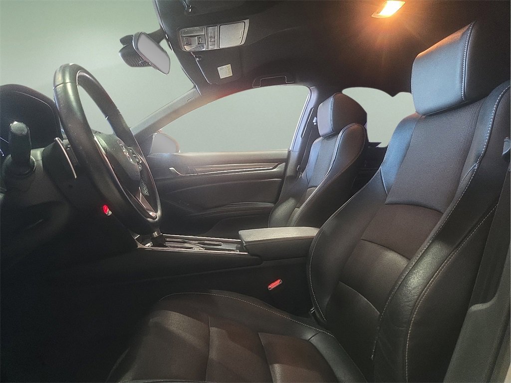 Used 2020 Honda Accord Sport image 18