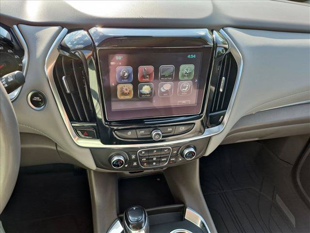 Used 2019 Chevrolet Traverse LT w/ LT Premium Package FWD image 14