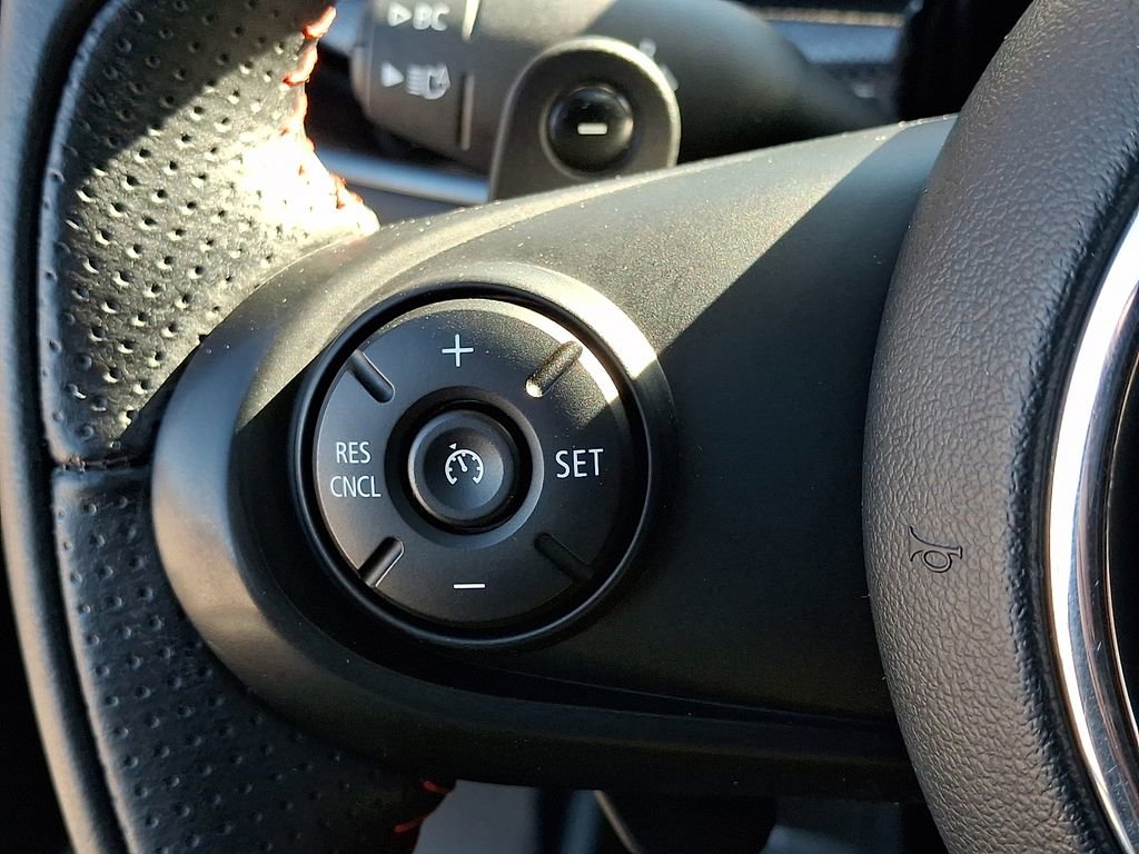 Used 2020 MINI Cooper Clubman S image 22