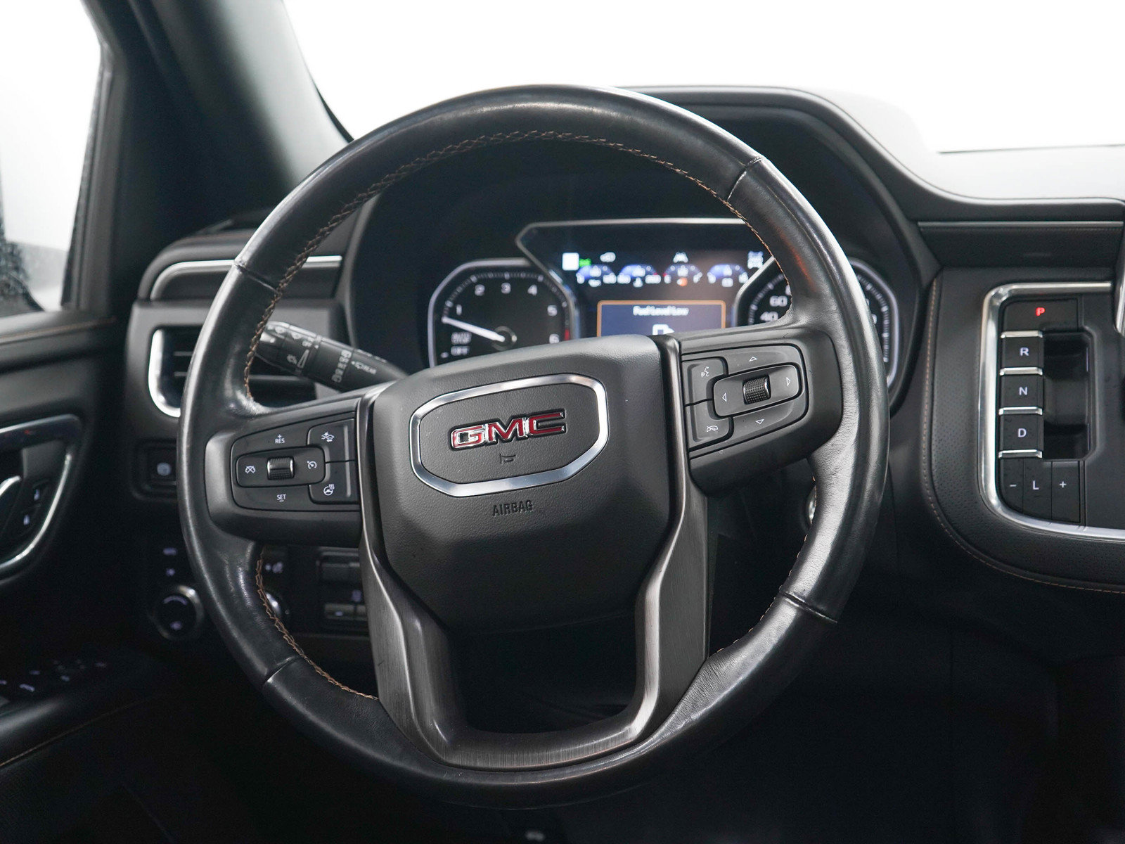 Used 2021 GMC Yukon AT4 w/ AT4 Premium Plus Package AWD/4WD image 20