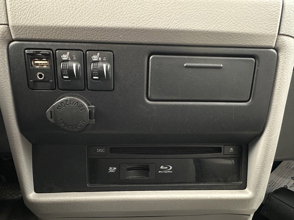 Used 2009 Toyota Sienna XLE image 36