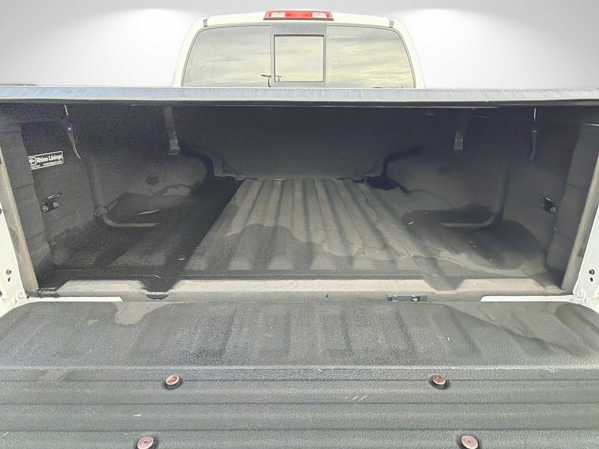 Used 2019 Nissan Frontier SV RWD image 10