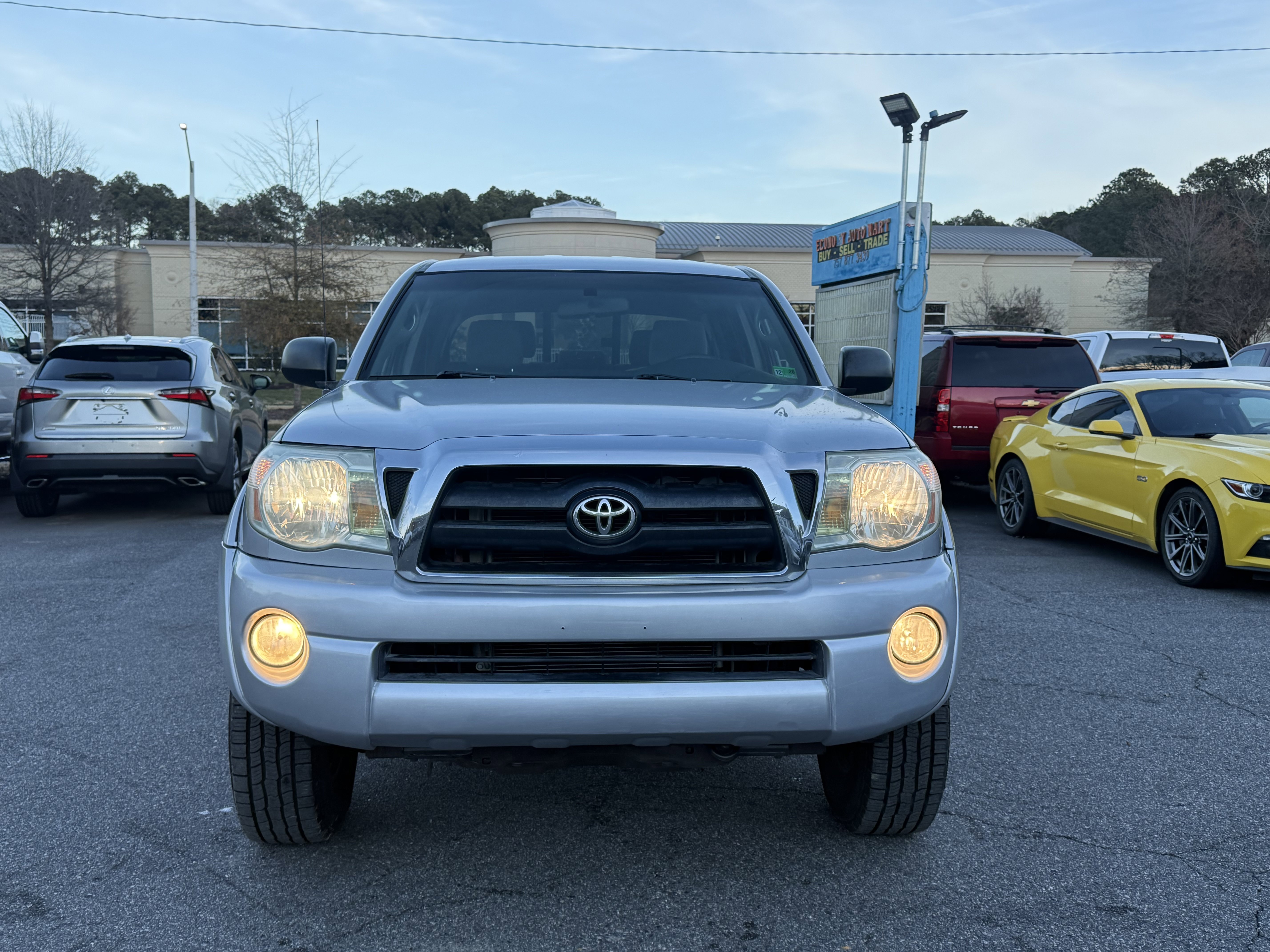 Used 2006 Toyota Tacoma PreRunner image 3