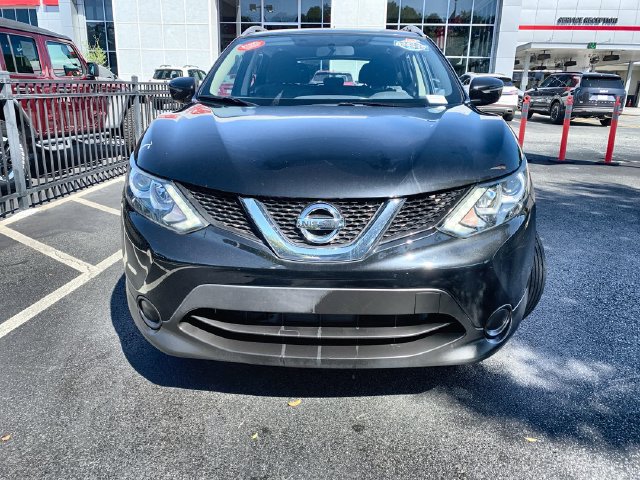 Used 2017 Nissan Rogue Sport SV FWD image 3