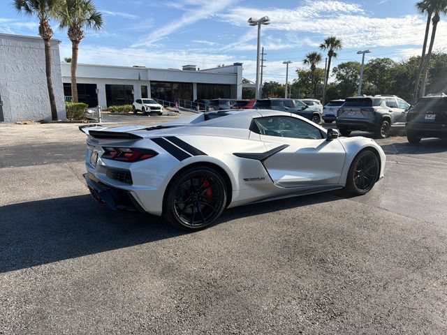 New 2027 Chevrolet Corvette Grand Sport w/ Stealth Interior Trim Package RWD image 10