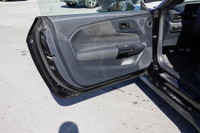 Used 2024 Ford Mustang Dark Horse image 14