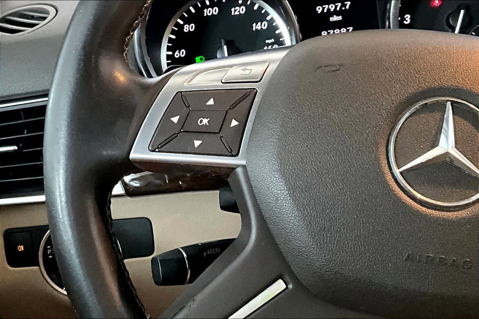 Used 2012 Mercedes-Benz ML 350 4MATIC image 24