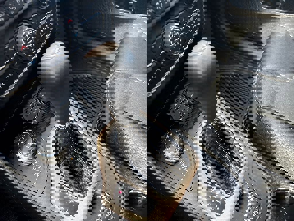 Used 2018 Jeep Cherokee Limited w/ High Altitude Package image 23