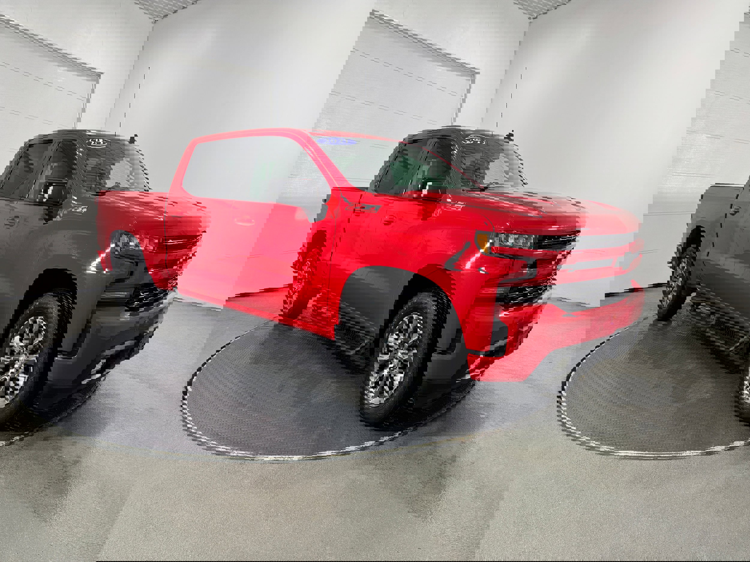 Used 2021 Chevrolet Silverado 1500 RST w/ All Star Edition Plus image 2