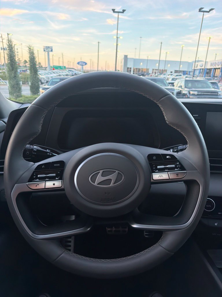 Certified 2026 Hyundai Elantra SEL Sport Premium FWD image 15