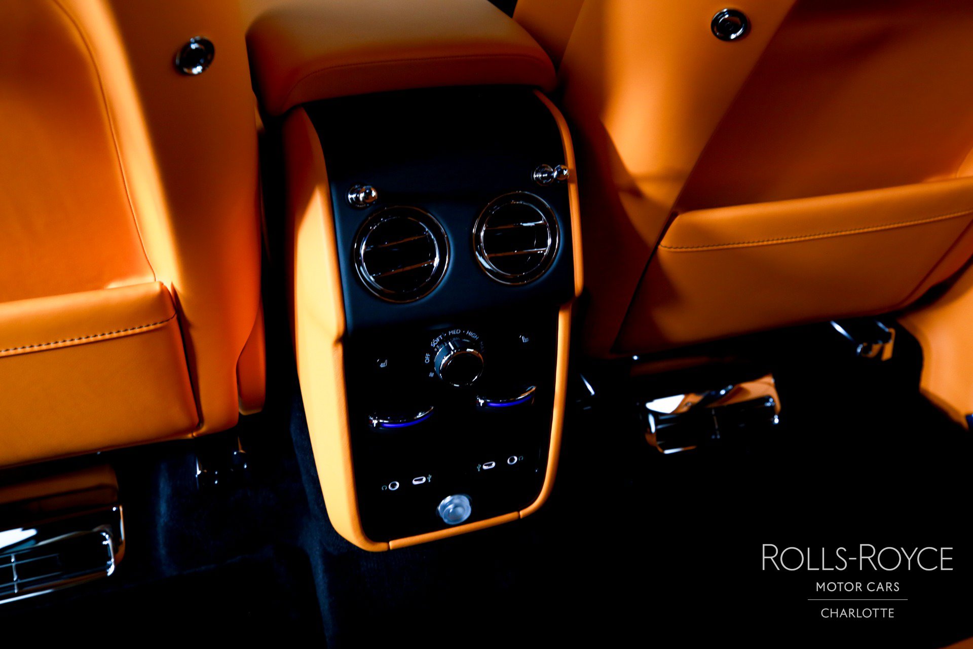 New 2027 Rolls-Royce Cullinan Black Badge AWD/4WD image 22