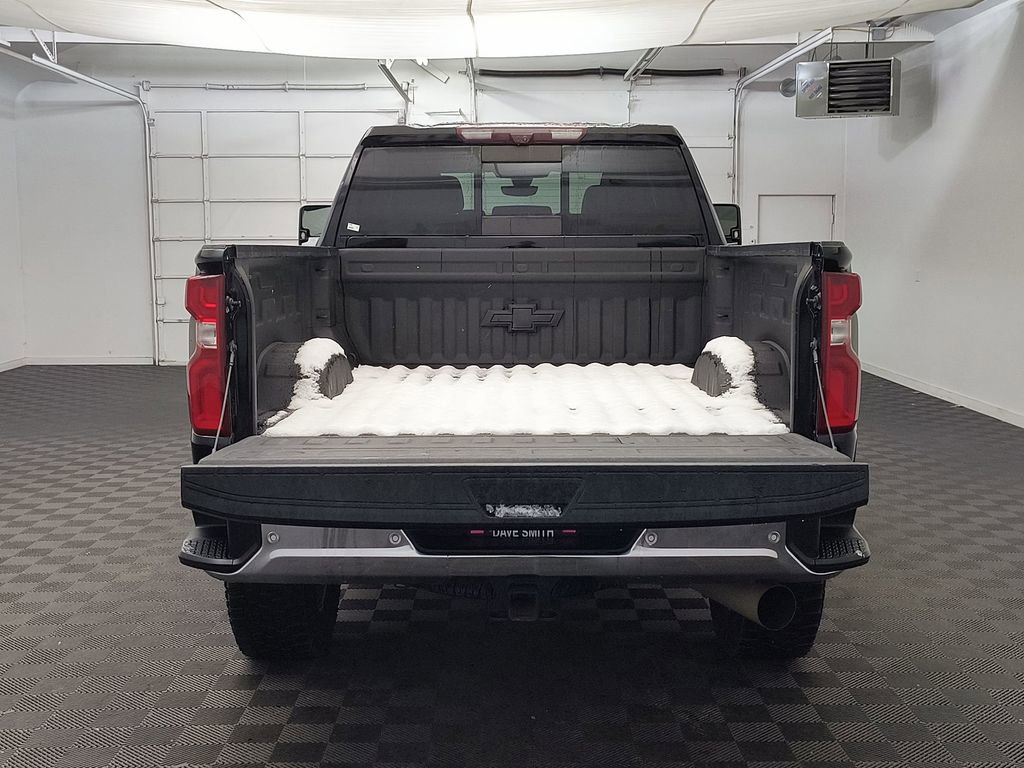 Used 2021 Chevrolet Silverado 3500 LTZ w/ LTZ Plus Package AWD/4WD image 18