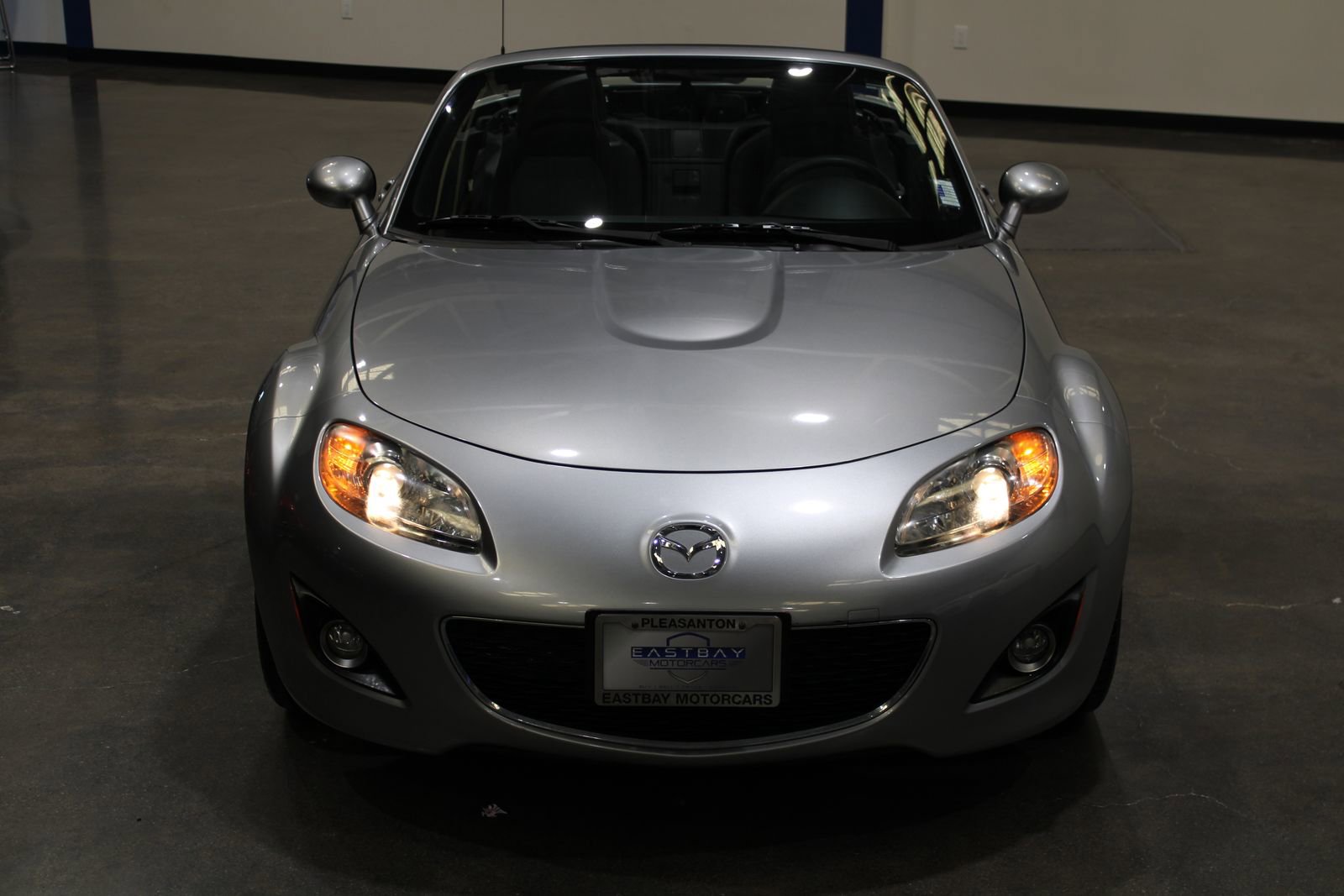 Used 2011 MAZDA MX-5 Miata Touring image 34