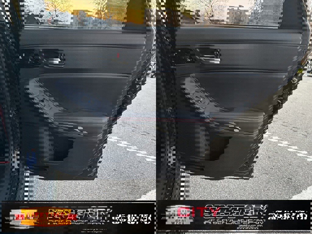 Used 2021 Toyota Avalon TRD image 13