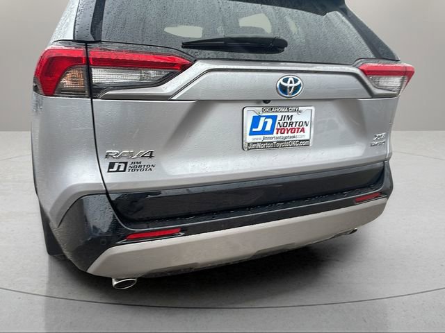 Used 2023 Toyota RAV4 XSE AWD/4WD image 12