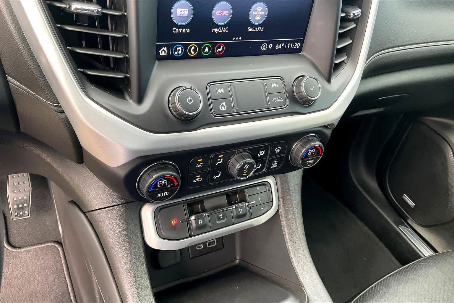 Used 2022 GMC Acadia SLT w/ Technology Package FWD image 33