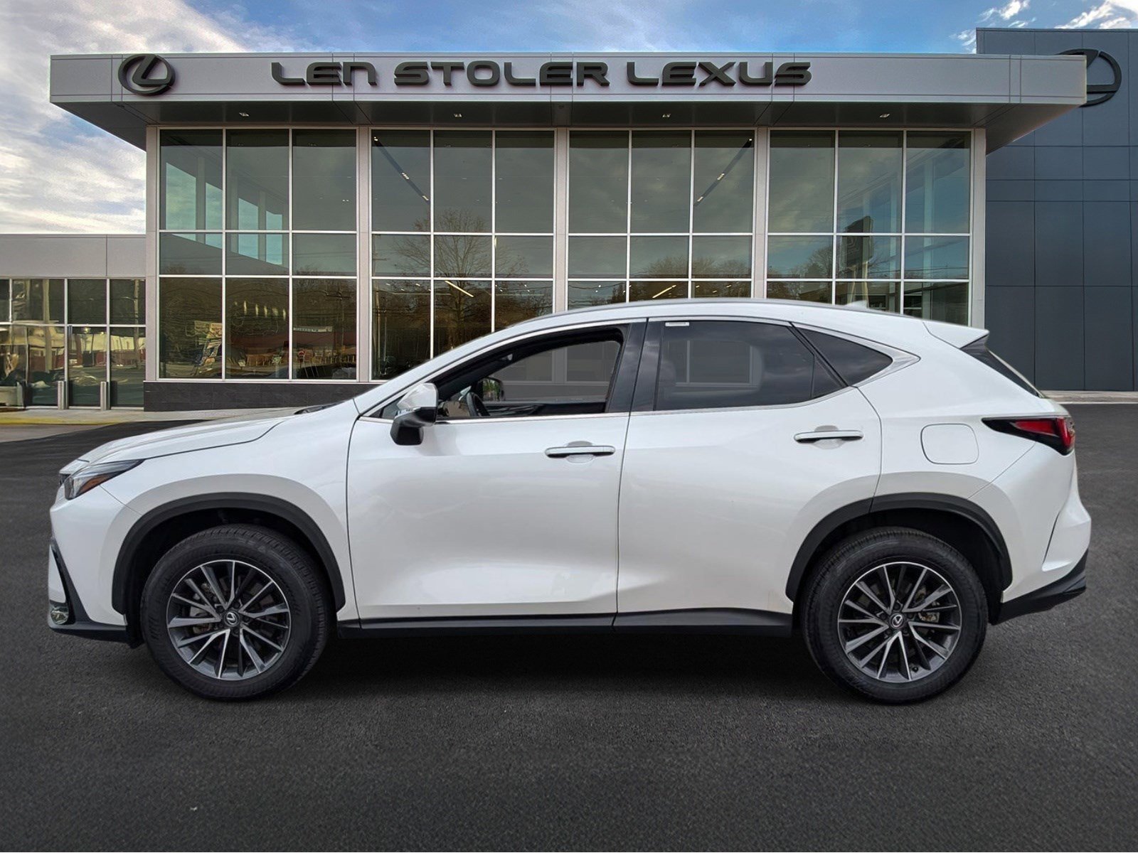 Used 2025 Lexus NX 350 AWD w/ Cold Area Package image 6