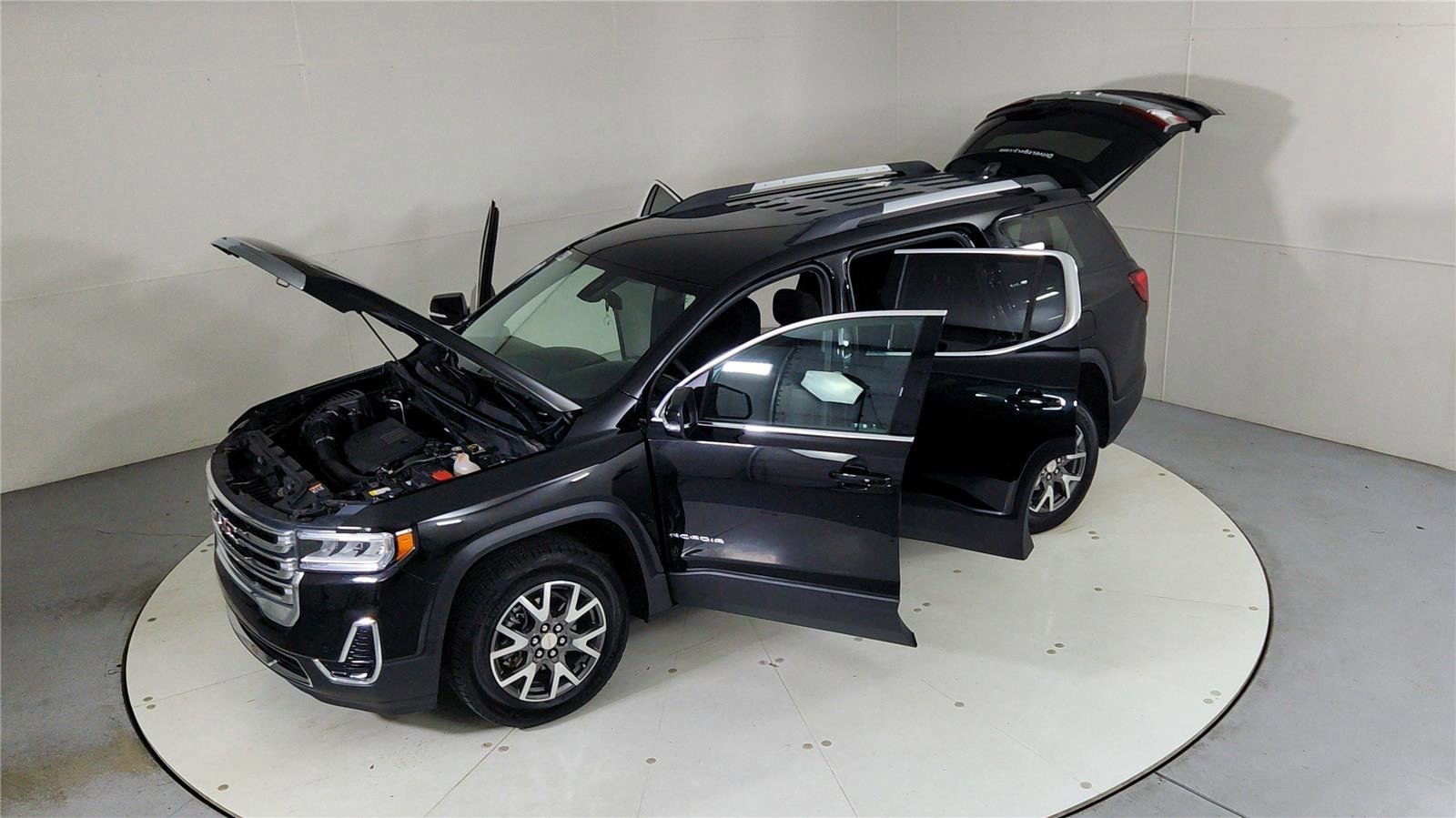 Used 2023 GMC Acadia SLE w/ Driver Convenience Package image 48
