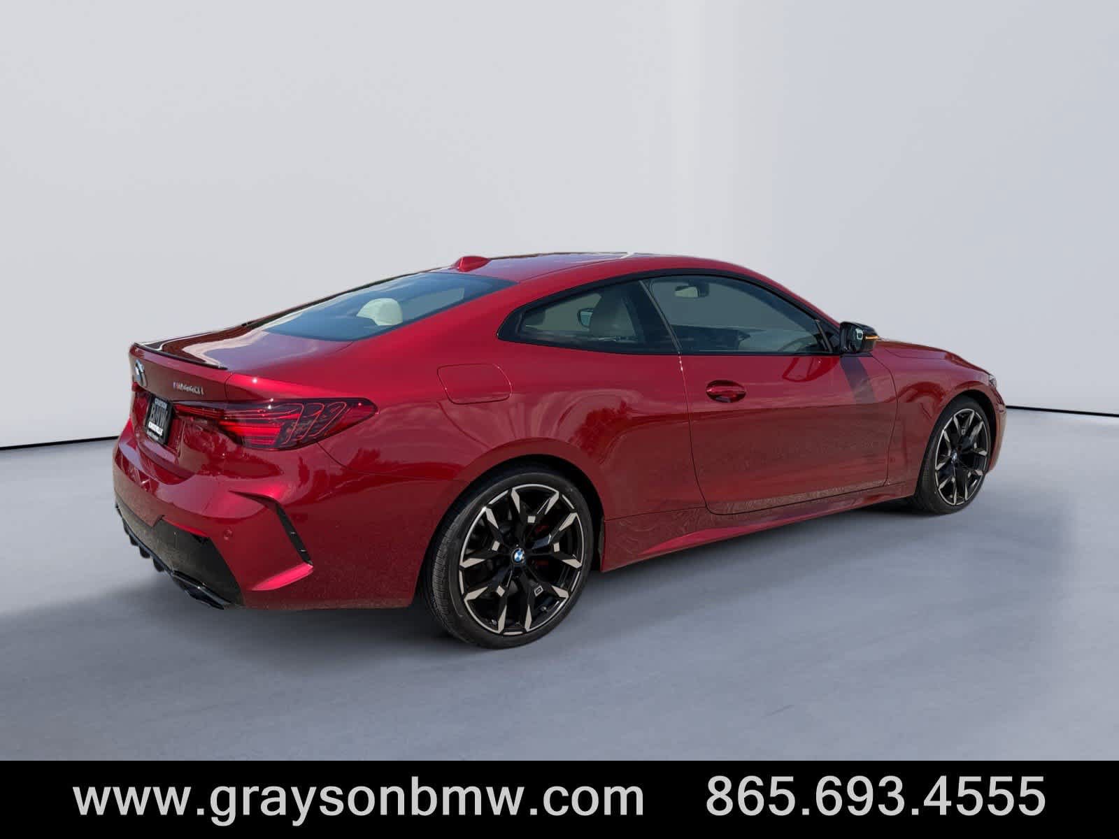 Used 2026 BMW M440i Coupe RWD image 3