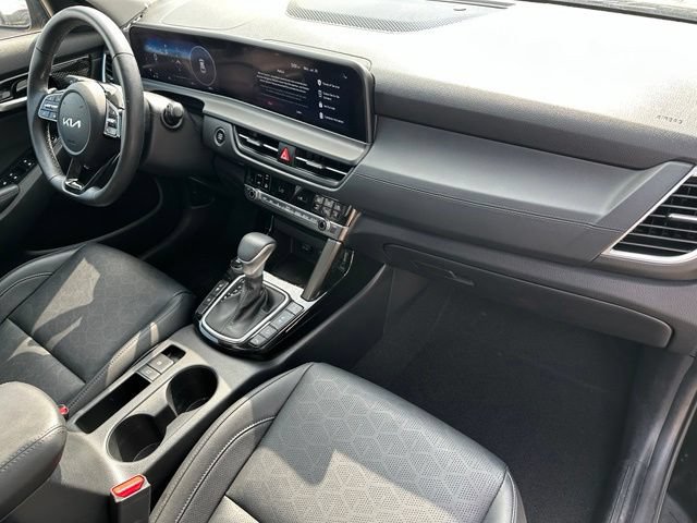 Used 2025 Kia Seltos SX w/ SX Sunroof Package AWD/4WD image 11