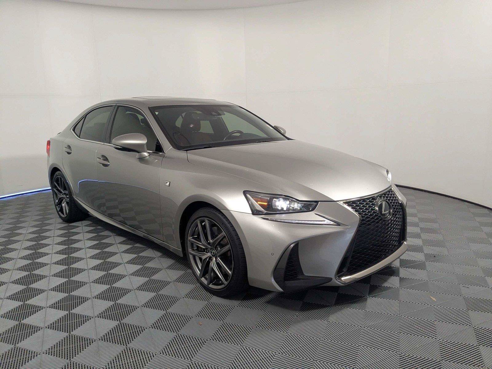 Used 2020 Lexus IS 350 F Sport w/ F Sport Package RWD image 3